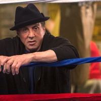 『ロッキー』声優・羽佐間道夫がクリスマスに愛を叫ぶ！『クリード』激アツ映像解禁 画像
