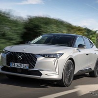 DS 4 新型にPHV、燃費76.9km/リットル…2021年内にフランス発売 画像