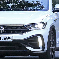 VW T-Roc 最強の「R」が初のマイナーチェンジへ！進化のポイントは 画像