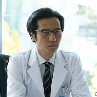 津田寛治、「フラジャイル」長瀬智也との初共演に「この人が主役ならいいドラマになる」 画像