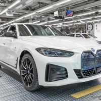 BMW『i4』、4ドアグランクーペEV量産開始…航続は最大590km 画像