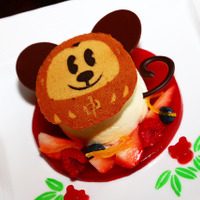 【ディズニー】だるまミッキーがかわいい！ ホテルラウンジの年末年始 限定メニュー 画像