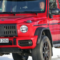 究極のGクラス「4×4スクエアード」後継モデル、ほぼ全身が明らかに 画像