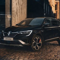 ルノー、新型ハイブリッドSUV『アルカナ』を5月26日発売…価格は429万円 画像