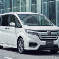 ホンダ ステップワゴン、安心感の新型…エクステリアを旧型と比較［写真11点］ 画像