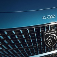 プジョー  408 新型、3代目はグローバルモデルに…6月末発表へ 画像
