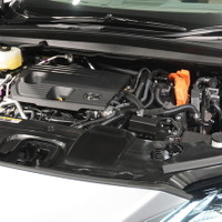 【レクサス RX 新型】V6廃止で直4のみ、最強モデルはPHEVじゃない？ ユニークなエンジン構成 画像