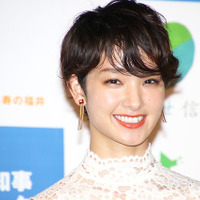 剛力彩芽、今年は出会いに期待！「そういうことがあれば報告します（笑）」 画像