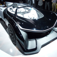 【CES16】最高速度320km/hのスーパーEV「FF ZERO1」が発表された理由 画像