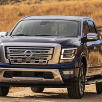 日産の大型ピックアップトラック、V8はクラス最強の400馬力… タイタン 2023年型 画像