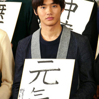 野村周平、今年の目標は「元気」　交際質問には苦笑 画像