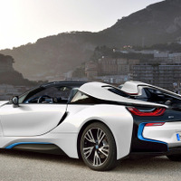 BMW i8スパイダー、市販型はこれだ！　レンダリングCGがリーク 画像