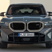 BMW M初の専用SUV、『XM』登場…653馬力のPHEV 画像