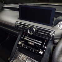 走行中でもテレビが見られる・NAVIの目的地設定ができる!! BLITZの「TV-NAVI JUMPER」にLEXUS IS500用が販売開始 画像