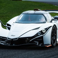 日産『GT-R』のV6ツインターボを700馬力に、「プラーガ」の新型ハイパーカー［詳細写真］ 画像