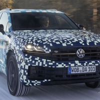 VW『トゥアレグ』改良新型、頂点「R」はPHEV…実車は今夏発表予定 画像