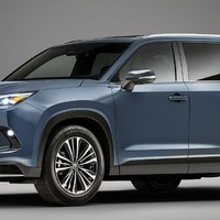 トヨタの新型ハイブリッドSUV『グランドハイランダー』、ゆとりの3列シート［詳細写真］ 画像