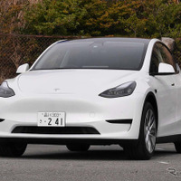 【テスラ モデルY 新型試乗】「モデルS」以上に、俗っぽい自動車感を捨て去った…中村孝仁 画像