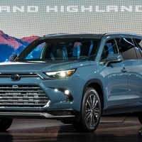 トヨタの新型ハイブリッドSUV、『グランドハイランダー』が今夏米国発売 画像
