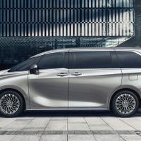 【レクサス LM 新型】1000万円超予想、高級ミニバンのエクステリアはどうか？［詳細画像］ 画像