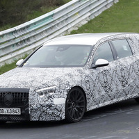 メルセデスの超高速ワゴン『AMG E53』は600馬力に到達!? 直4・PHEVがニュルで炸裂 画像