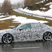 「RS6セダン」？それとも次期型「RS7」？ アウディ最強のPHEVセダン、プロト車両を初スクープ 画像