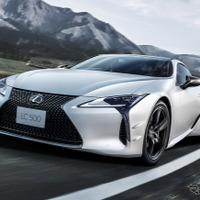 レクサスの最上級クーペ『LC』に限定車「EDGE」登場、内装に新色「勝色」 画像