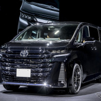 【トヨタ ヴェルファイア 新型】漆黒メッキの外装とターボエンジンで引き立つ個性［詳細画像］ 画像