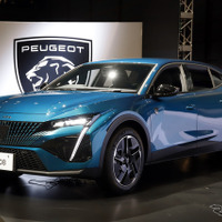【プジョー 408 新型】新スタイルのクロスオーバー・ファストバックとして全面改良［詳細画像］ 画像
