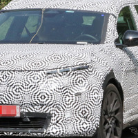 日産 アリアのルノー版!? ミニバンから電動SUVに大幅路線変更『セニック E-Tech』をチェック！ 画像