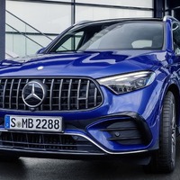 F1譲りの電動ターボは421馬力、メルセデスAMG『GLC』新型に「43」 画像