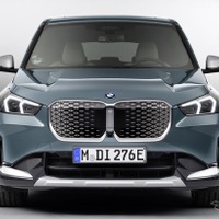 BMWの小型電動SUV『iX1』にエントリー仕様「eDrive20」設定…航続475km 画像