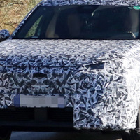 日本発売はあるか!? 3列シートの電動SUV、プジョー『e-5008』という個性 画像