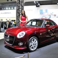 【東京オートサロン16】スポーティさと高級感を表現したワインレッド…コペン セロ クーペ 画像