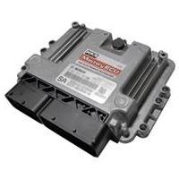 愛車のECUをグレードアップ！ チューニングデータを置き換えるHKSの「Mastery ECU」シリーズにNISSANスカイライン400R（RV37）・TOYOTA GRヤリス（GXPA16）・SUZUKIスイフト（ZC33S）用が新登場 画像