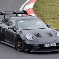 ポルシェ 911 初のハイブリッド登場は2024年以降か、「992.2」世代はどう進化する？ 画像