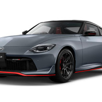 NISMOからフェアレディZ（RZ34）用のNISMOパーツ「NISMOスポーツリセッティング（専用ECM）」「スポーツチタンマフラー」「チタンタワーバー」が新発売 画像