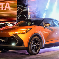トヨタ『C-HR』新型、生産開始…日本市場への導入は？ 画像