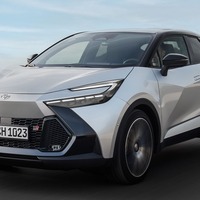 トヨタ『C-HR』新型、「GR SPORT」グレードの新写真を公開…スポーティコンパクト 画像
