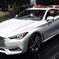 【デトロイトモーターショー16】日産 スカイライン クーペ 新型、211馬力の2.0ターボも設定 画像