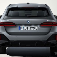 BMW初のEVワゴン『i5ツーリング』、最強「M60」は601馬力ツインモーター搭載 画像