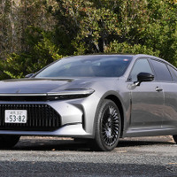 【トヨタ クラウンセダンHEV 新型試乗】「セダンの王道」はいかに進化したか…中村孝仁 画像