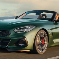 BMW『Z4』初の6速MT、米国仕様は382馬力に強化…トヨタ『スープラ』と同じパワーに 画像