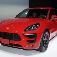 【東京モーターショー15】ポルシェ マカン GTS 世界初公開…日本販売価格は939万円 画像