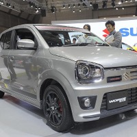 【東京モーターショー15】アルトワークス が5速MTで復活…スズキ、4モデルを世界初公開 画像