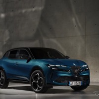なぜ？ アルファロメオ『ミラノ』の車名を禁じられる…なら『ジュニア』だ！ 画像