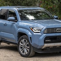 トヨタ『4ランナー』、15年ぶりに新型登場…初代ハイラックスサーフに敬意 画像