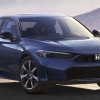 ホンダ『シビック』が新フェイスに、日本にないセダンもラインナップ…米2025年型 画像