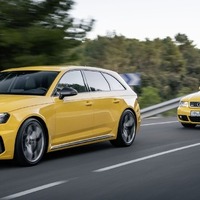 アウディRS4アバント、470馬力に強化…25周年記念モデルは限定250台生産 画像