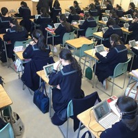大妻中野、1人1台環境でマンツーマンオンライン英会話授業開始 画像